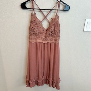 Listicle Flowy Lace Dress